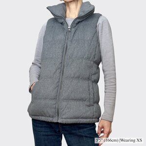 OLD NAVY Grey Quilted Puffer Vest XS Women Lightweight Zip Up Fall Winter